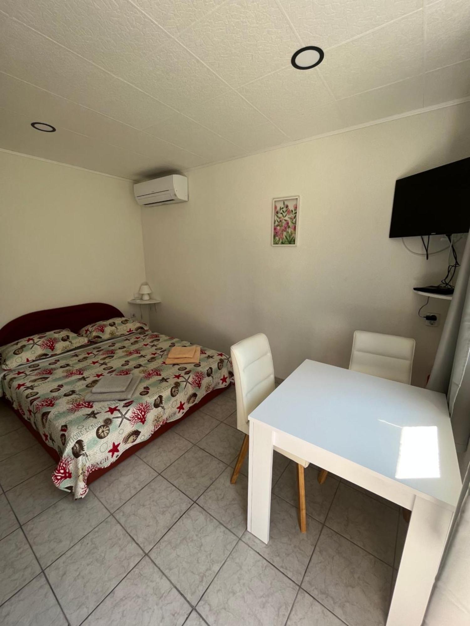 Apartment Eri Primošten Zewnętrze zdjęcie