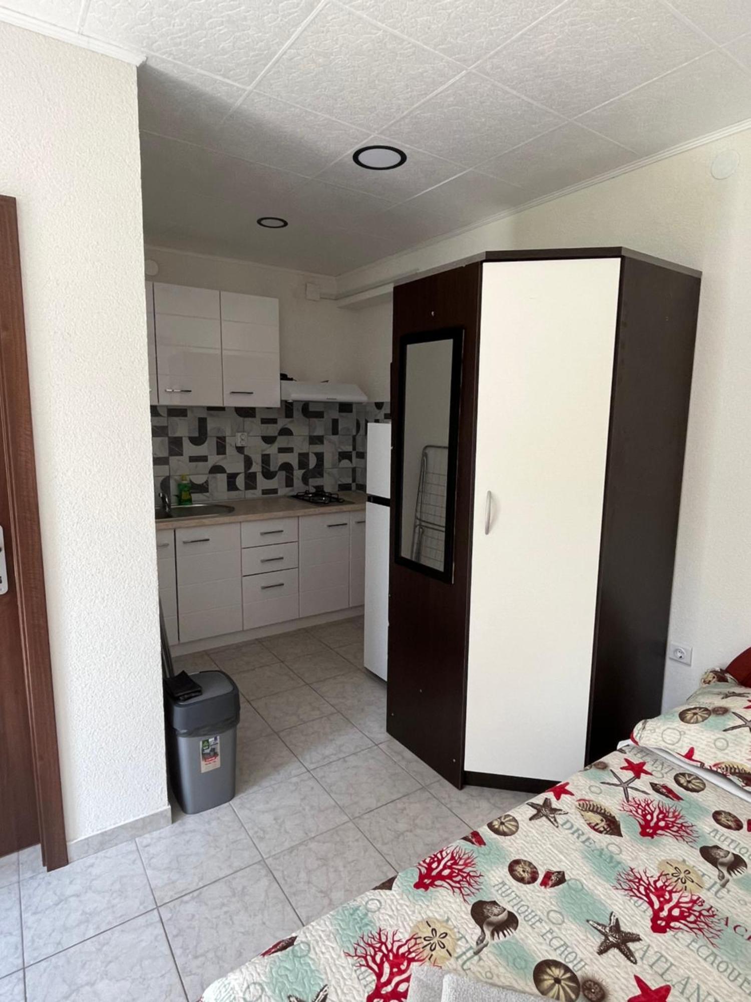 Apartment Eri Primošten Zewnętrze zdjęcie